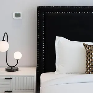 Magnificent - Luxurious 3 Bedroom With Marina View Apartment Dubai