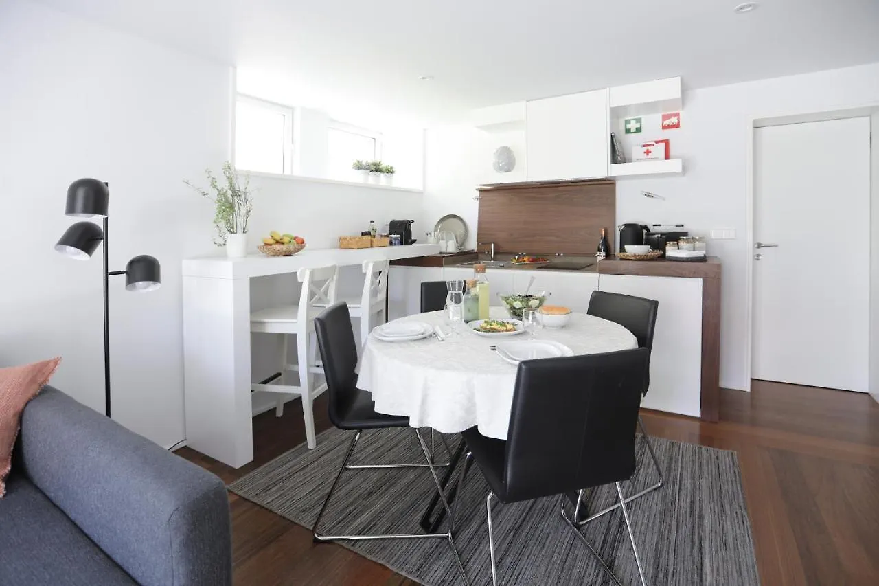 Santa Joana Apartments With Garden And Heated Pool Lisbon