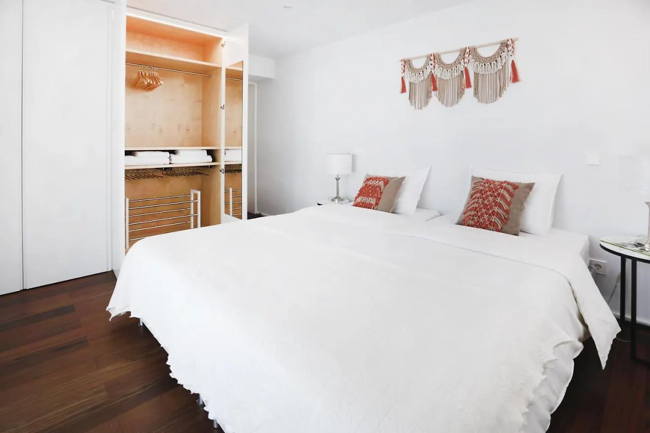 Santa Joana Apartments With Garden And Heated Pool Lisbon Portugal