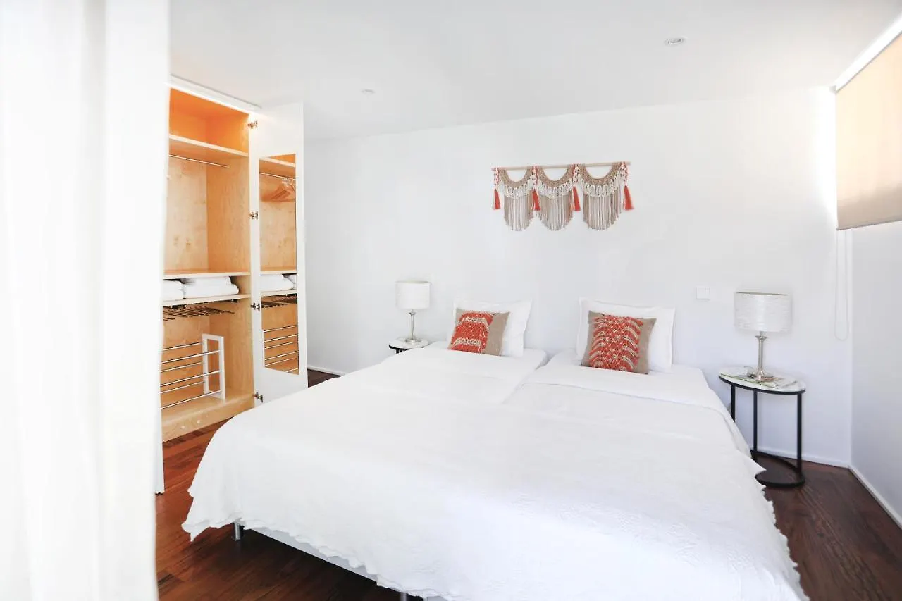 Santa Joana Apartments With Garden And Heated Pool Lisbon