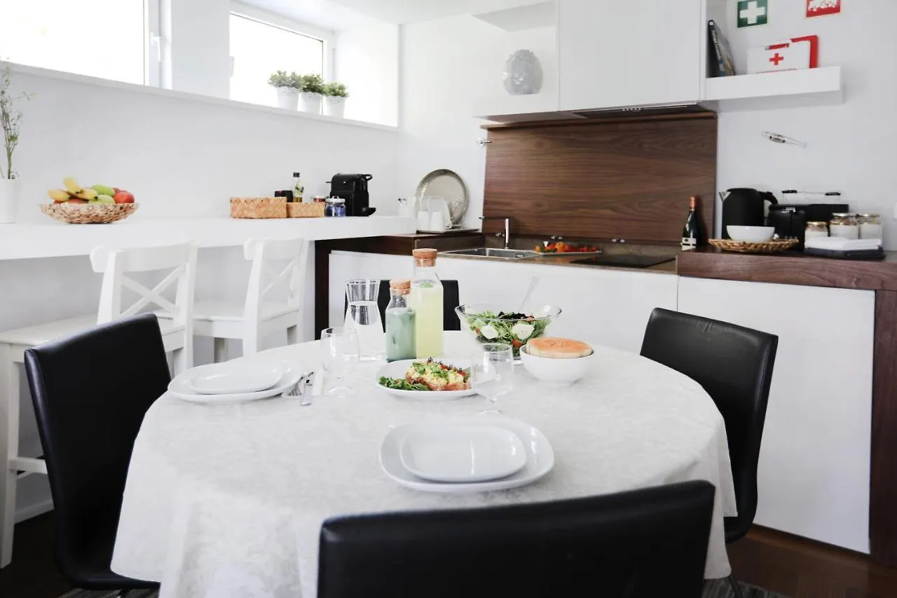 Santa Joana Apartments With Garden And Heated Pool Lisbona Portogallo