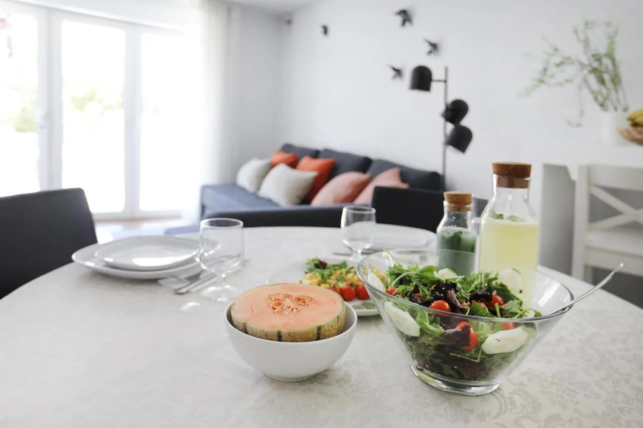 Santa Joana Apartments With Garden And Heated Pool Lisbon 0*,  Portugal