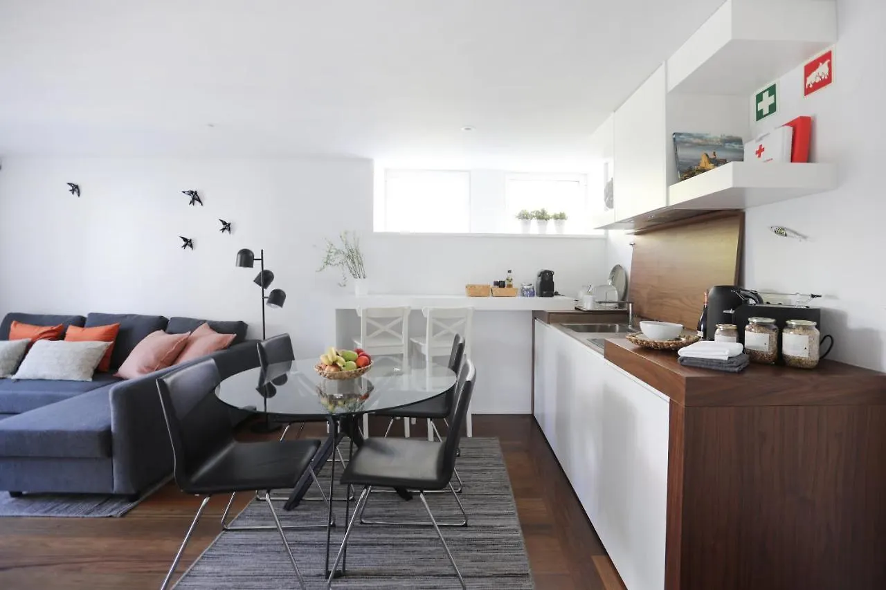 Santa Joana Apartments With Garden And Heated Pool Lisbon