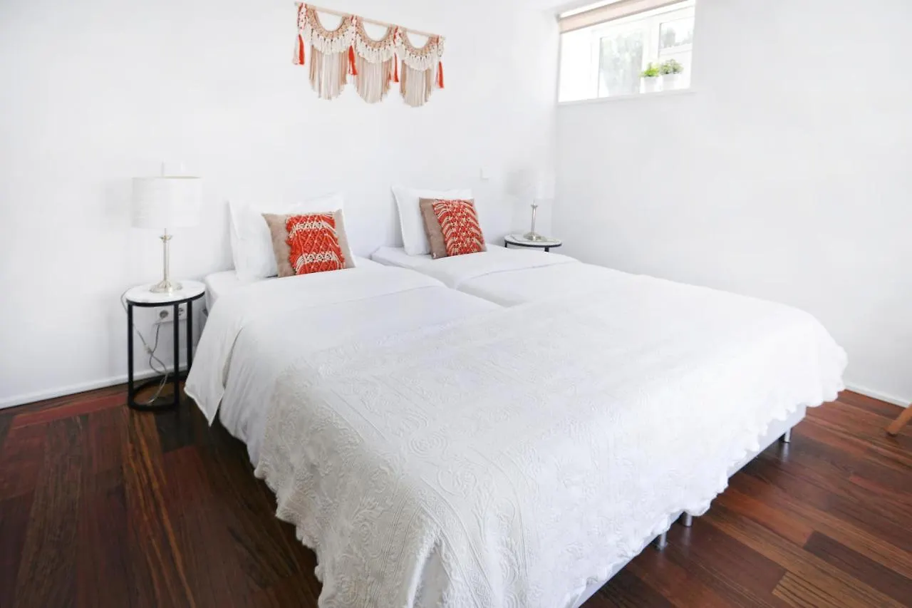 Santa Joana Apartments With Garden And Heated Pool Lisbon